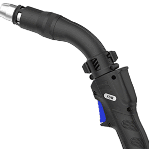 En närbild av Arc Torchology utsugspistol MIG X5W 500 A vattenkyld visar dess svarta böjda hals, ergonomiska handtag med strukturerat grepp och metalliska spetskomponenter.