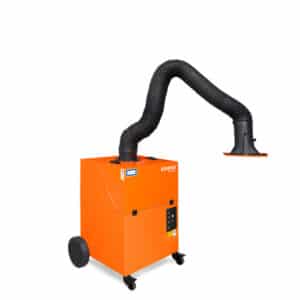 Kemper mobilt rökutsug SmartMaster är ett orange industriellt rökutsug med en flexibel svart slang, munstycke, hjul, kontrollknappar och en frontpanel, som visas mot en vit bakgrund.